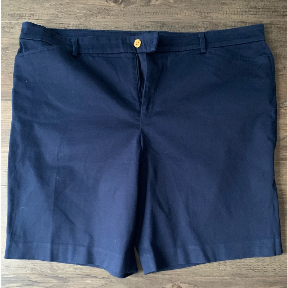 FINAL PRICE  - LAUREN Ralph Lauren Ladies Navy Bermuda Short.
